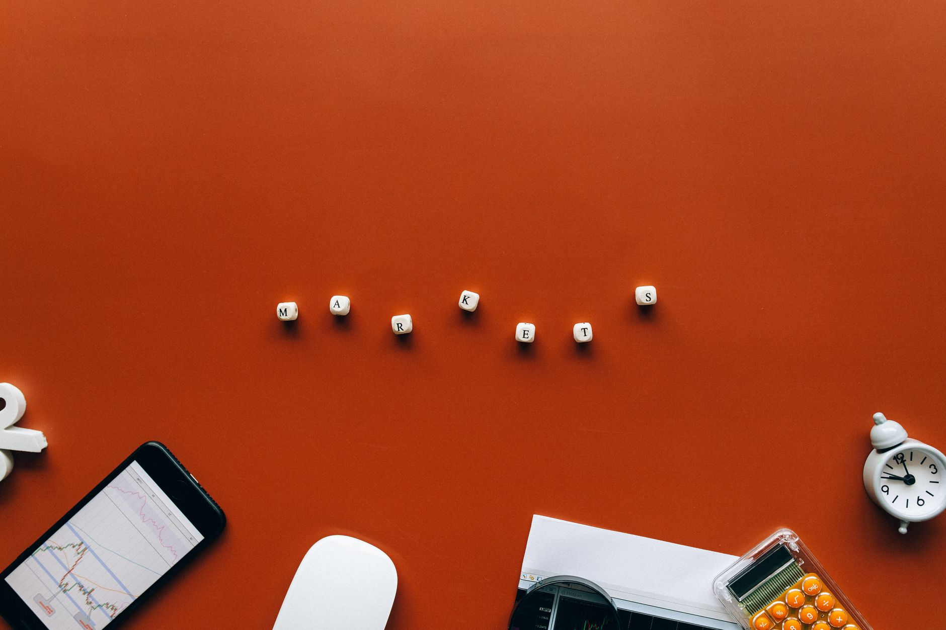 Illustration d'outils de mesure avancés pour optimiser le ROI marketing des TPE et PME