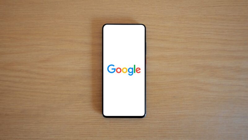 Ordinateur affichant une interface de création de campagne Google Ads pour TPE