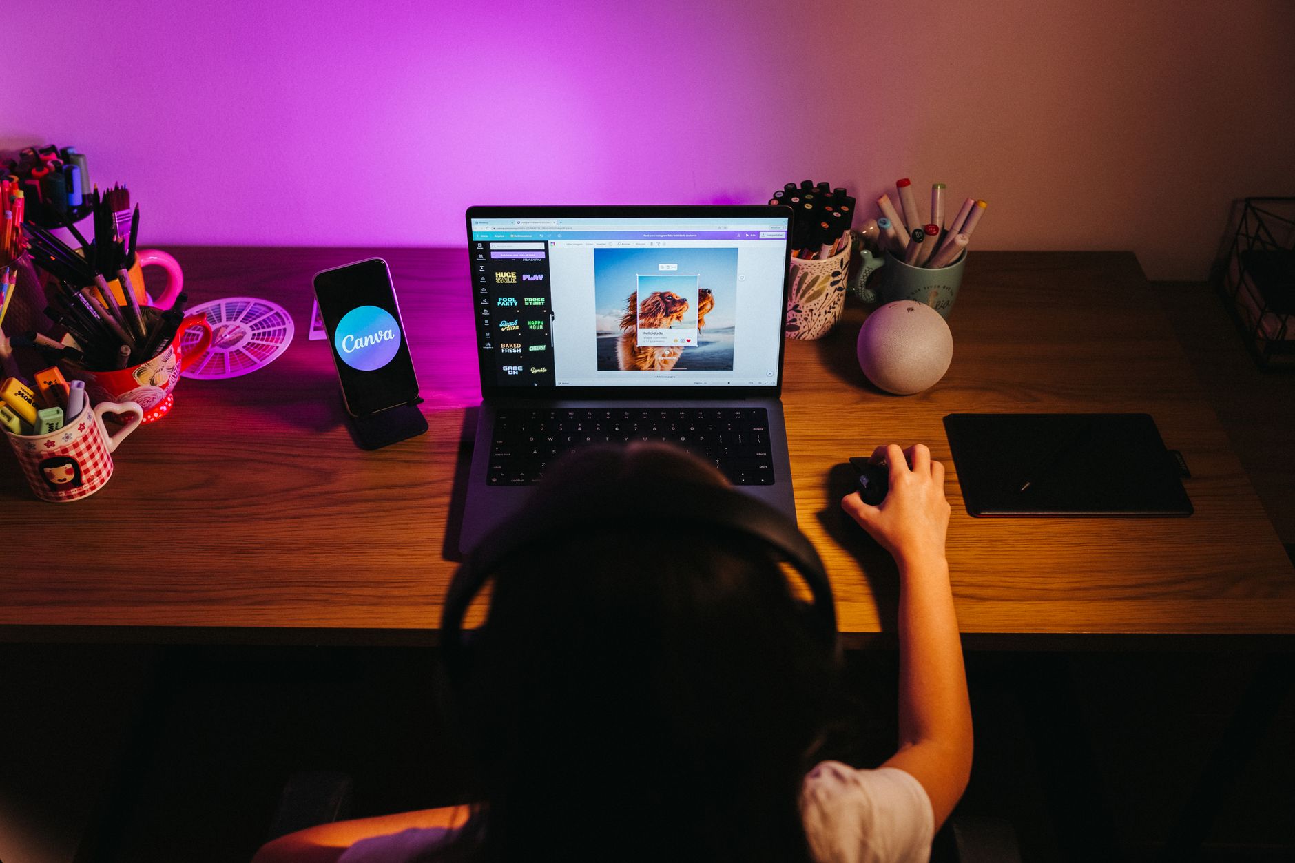 Interface Canva pour créer des visuels professionnels sans graphiste pour entreprises