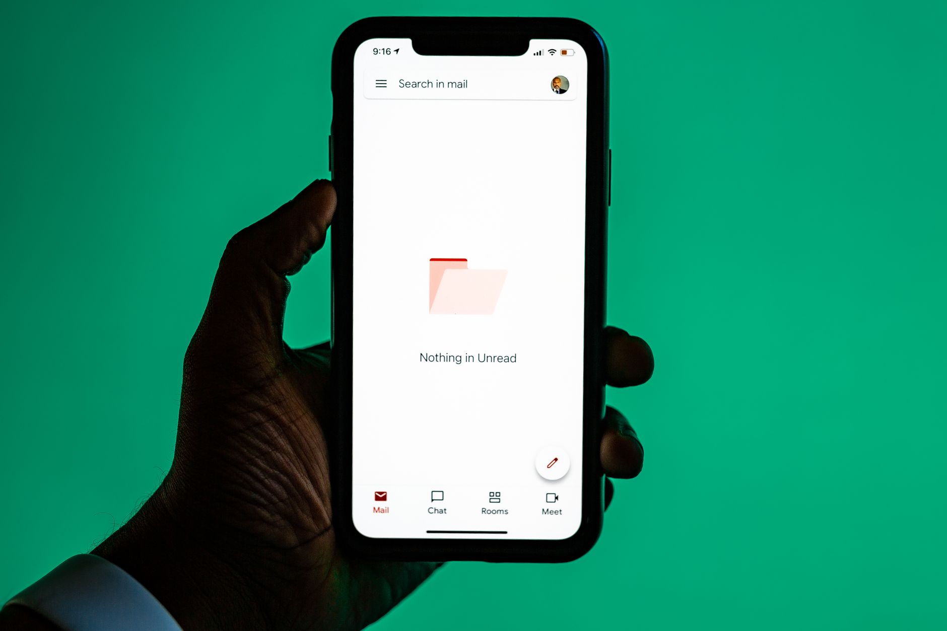 Image illustrant les erreurs courantes à éviter dans une séquence d'emailing de bienvenue réussie pour un onboarding efficace