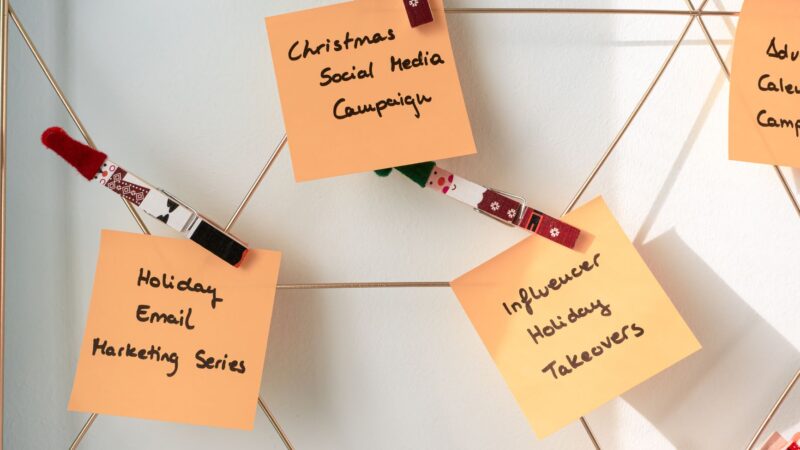 Comparaison des outils d'email marketing Mailchimp Brevo HubSpot pour choisir le meilleur pour les PME