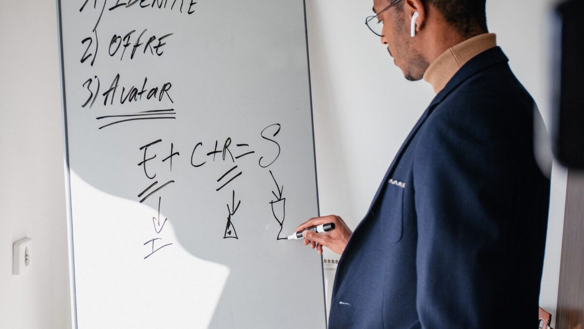 Stratégies de marketing digital pour accroître la visibilité des cabinets de recrutement et attirer de nouveaux clients