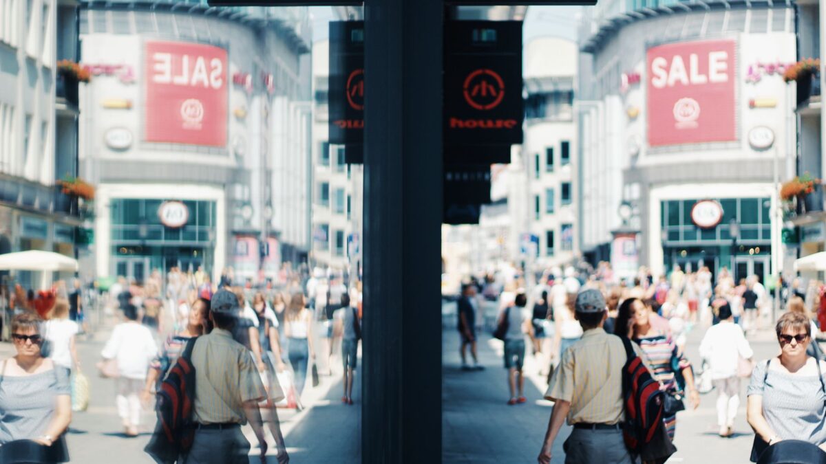 Graphique illustrant le processus de retargeting pour attirer les visiteurs perdus sur un site web PME