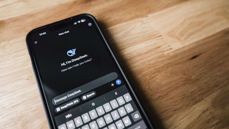 Chatbot personnalisé et engageant avec IA pour interactions naturelles